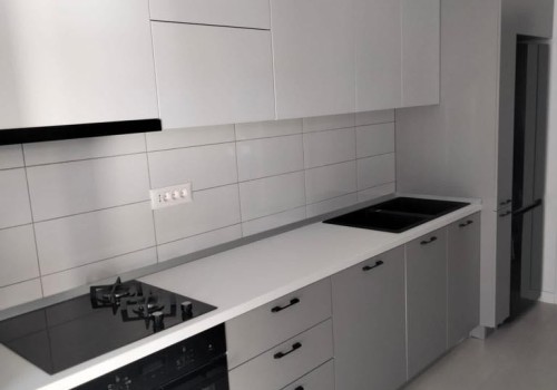 Bucatarie Alb si Gri Moderna Minimalista la Comanda