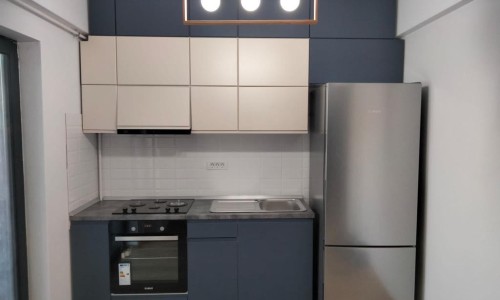 Bucatarie Alb si Albastru Moderna Minimalista la Comanda