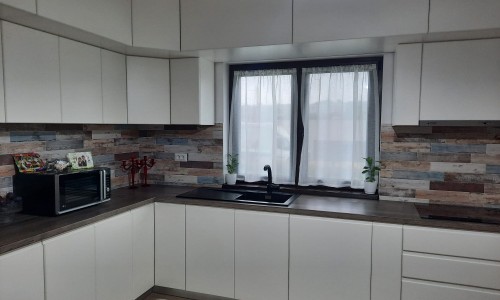 Bucatarii Moderne fara Manere la Comanda